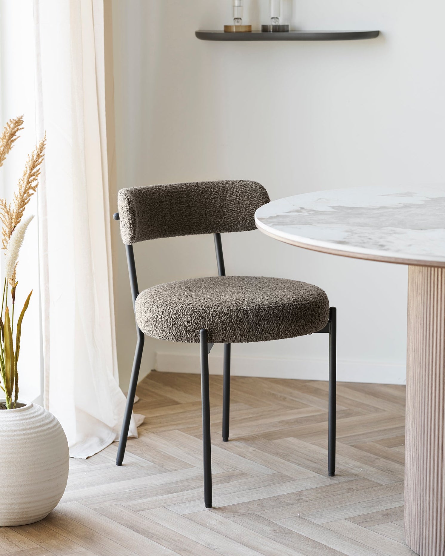 2-pack Badalona Matstolar – Brun Bouclé
