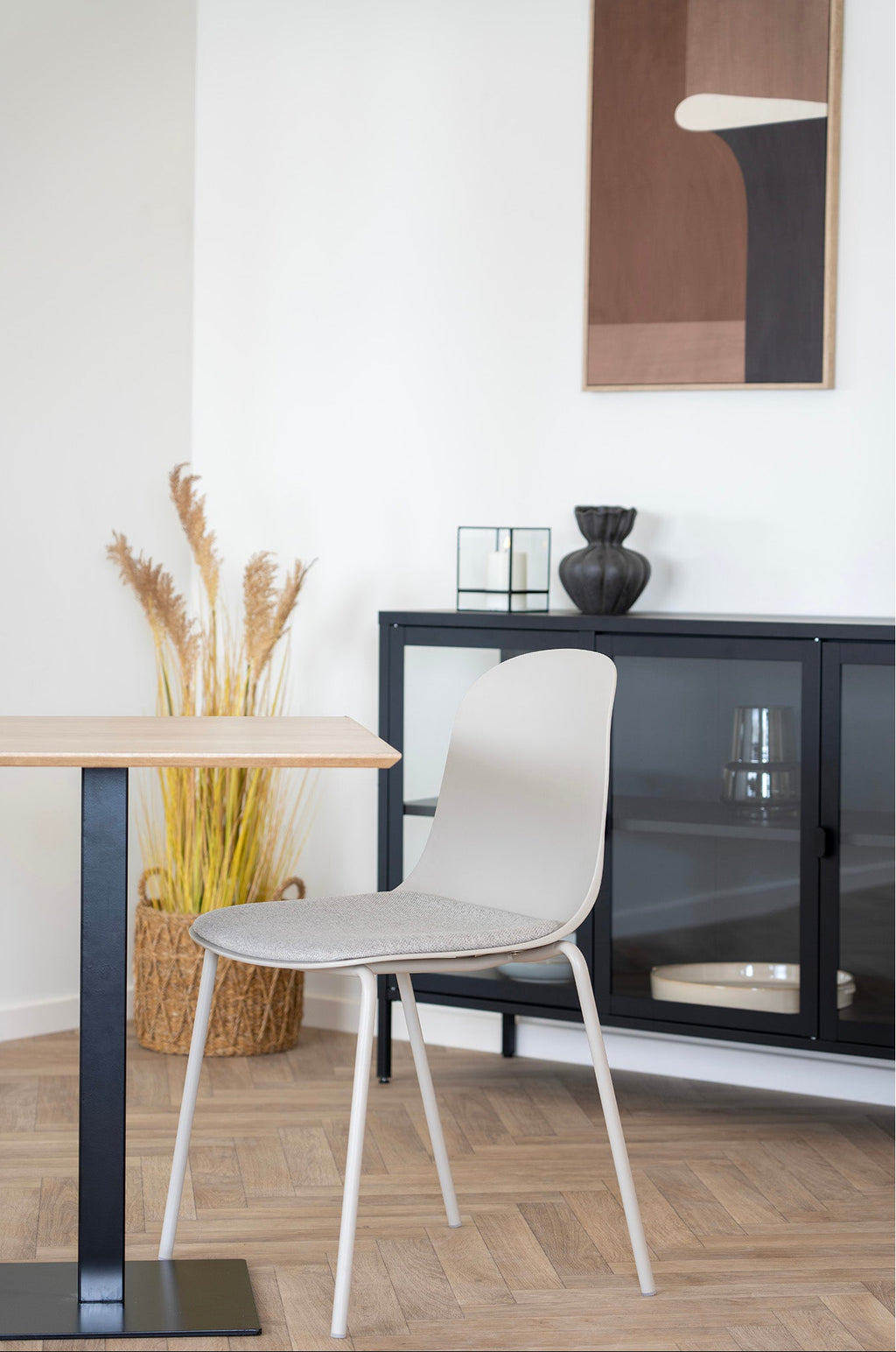 Madalena Matstol – Ljusgrå