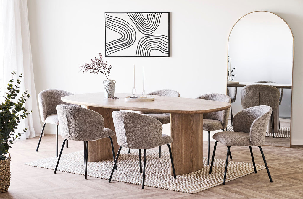 Safira Matstol – Beige Bouclé