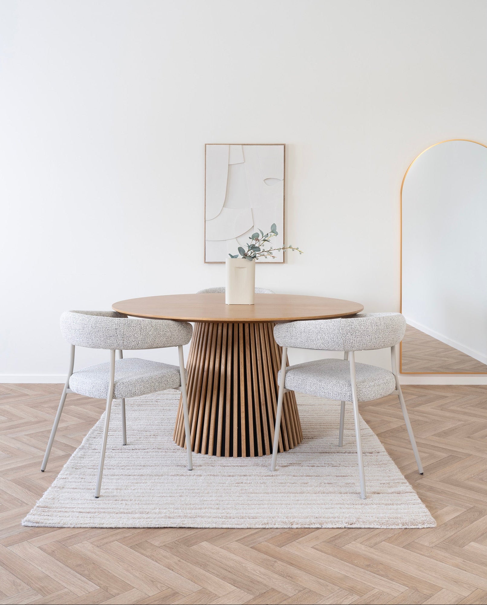 Trivio Matstol – Sand