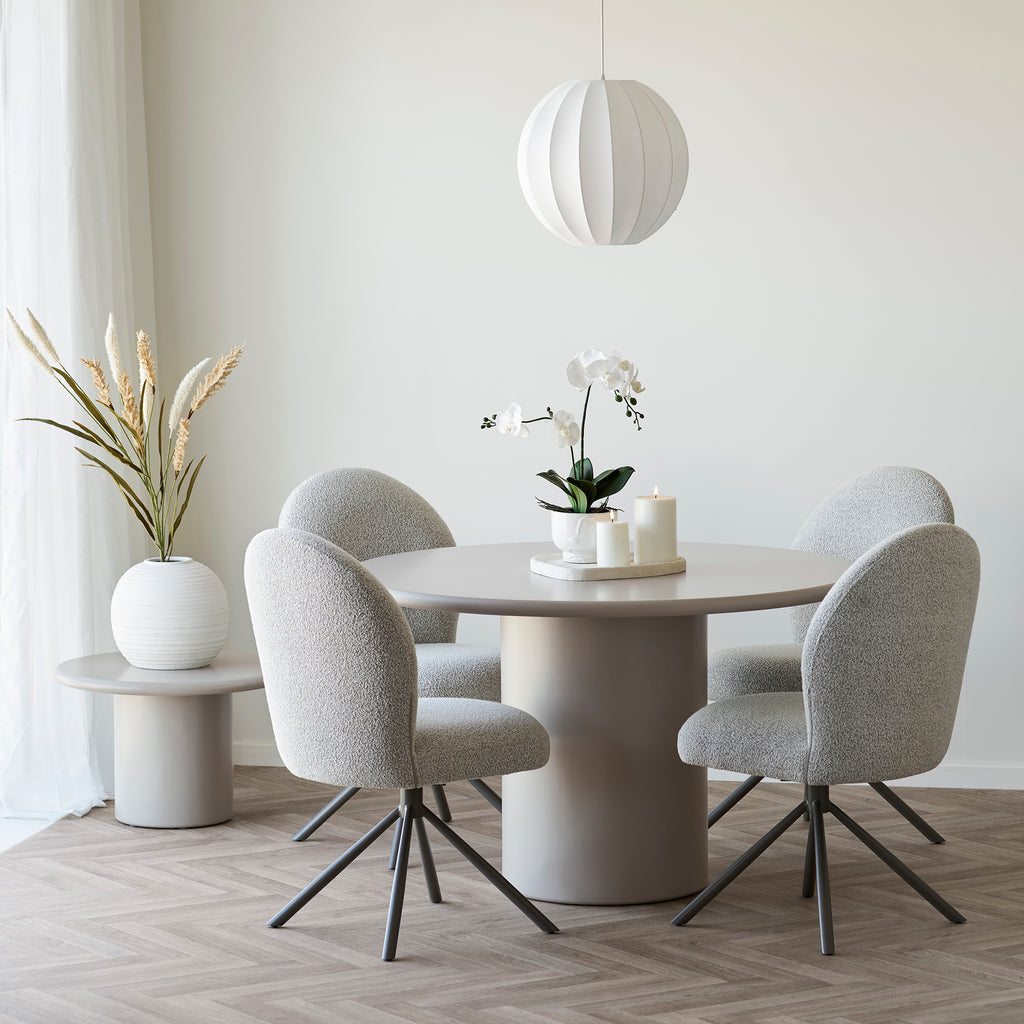 Lana Matstol med snurrfunktion – Sand Bouclé