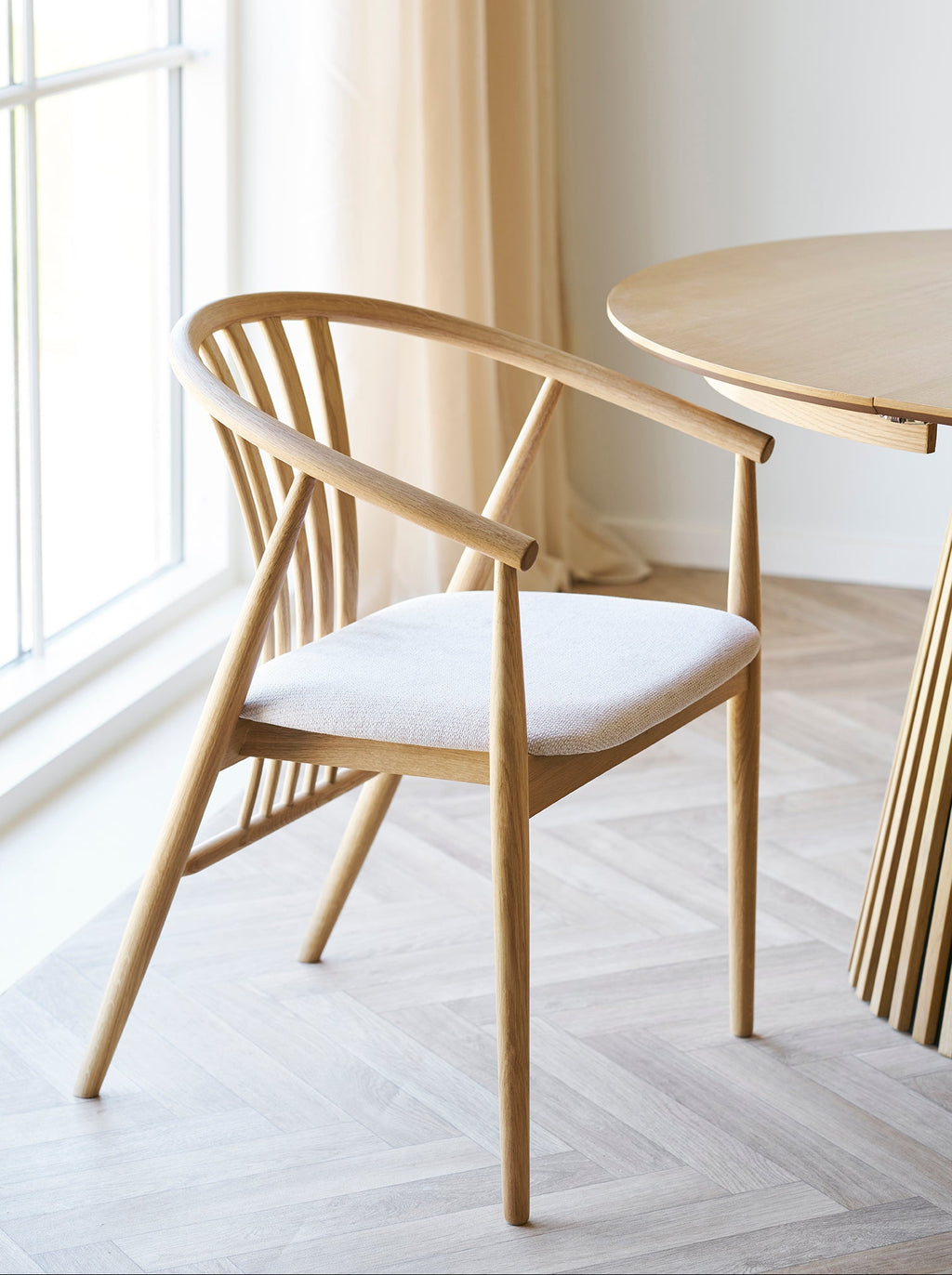 Bundaberg & Agustin Matgrupp – Matbord och 6 matstolar