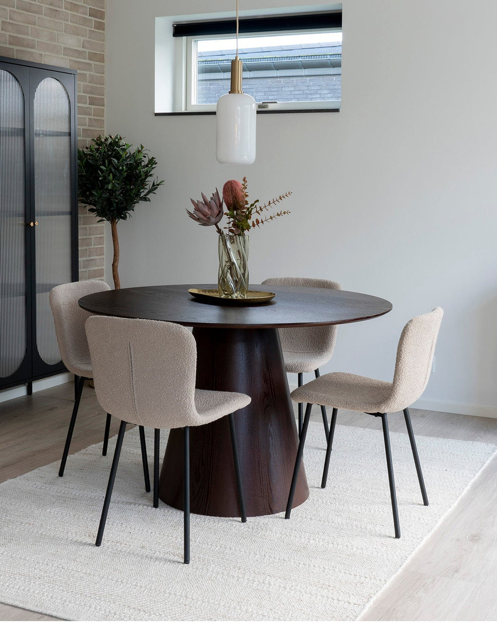 Bolton Matbord ø120