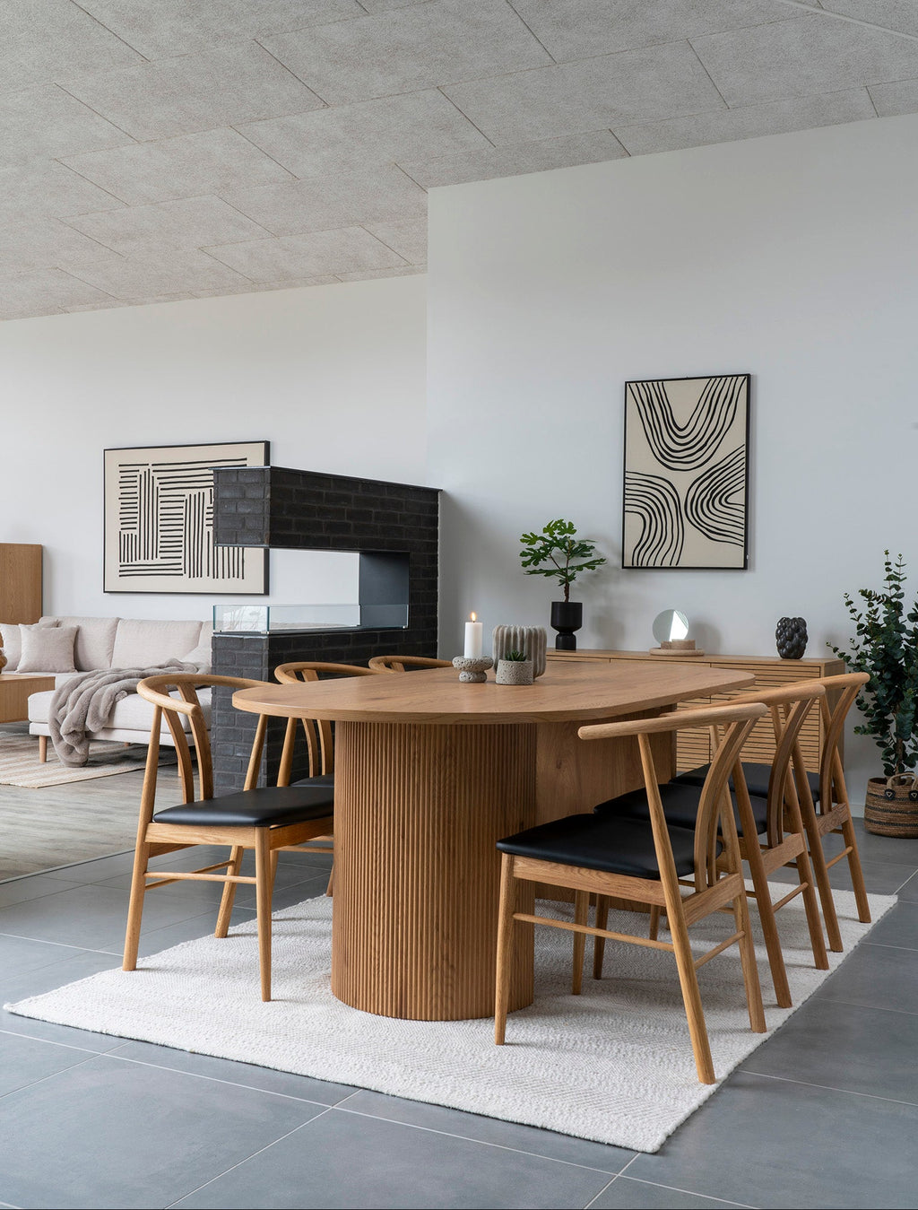 Artenara Matstol – Natur / Svart PU