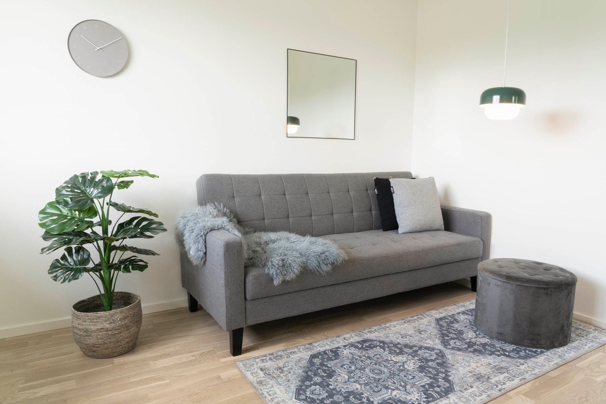 Milton Bäddsoffa med Förvaring – Mörkgrå