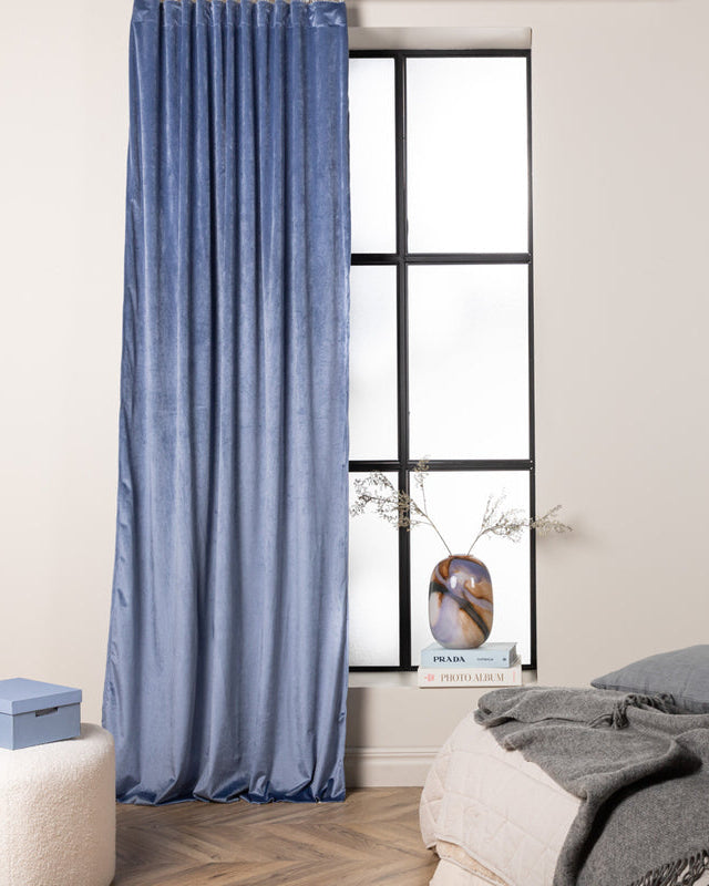 Mary Gardiner 250 × 135