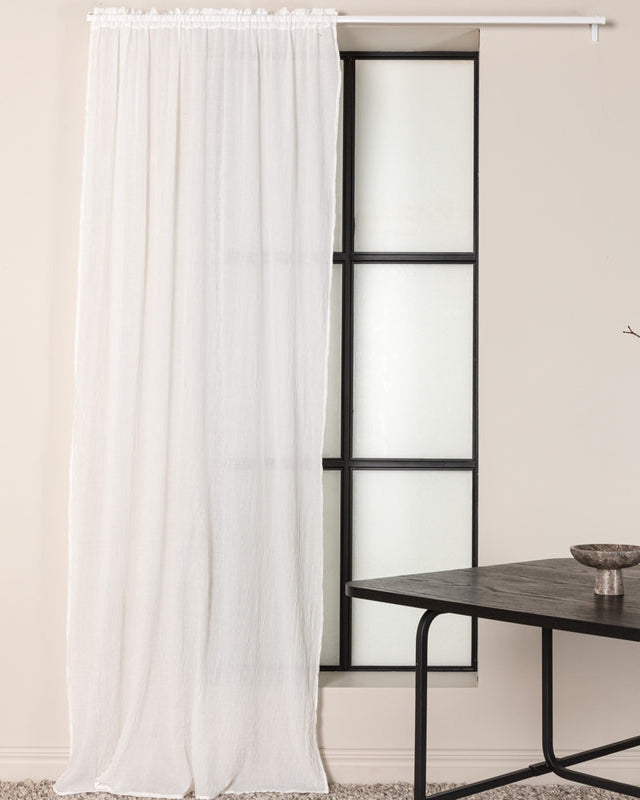 Elena Gardiner 240 x 135