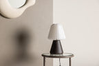 Fjällen Bordslampa Valnöt