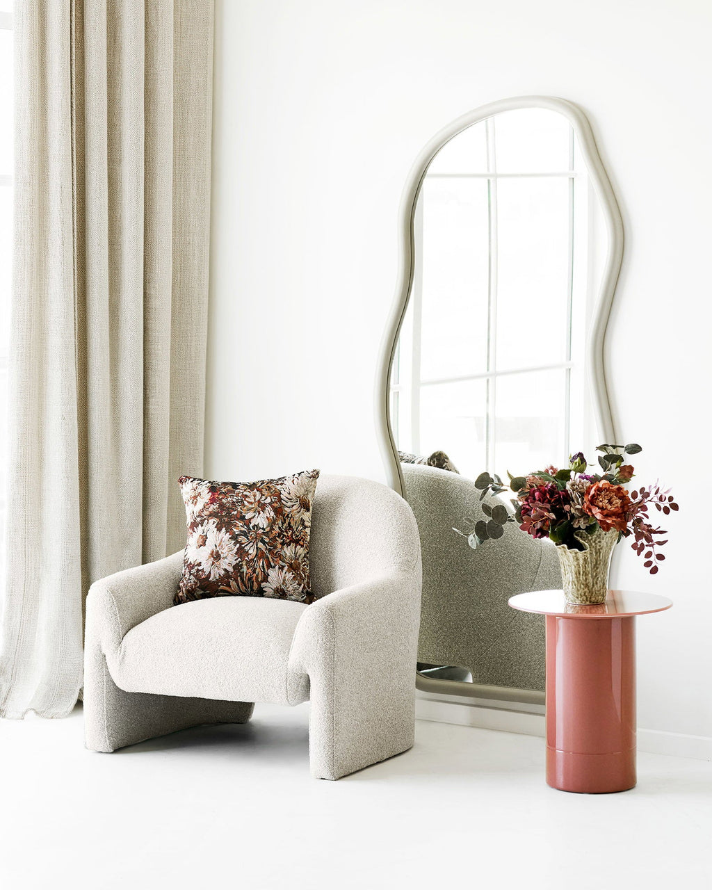 Florens Sidobord – Warm Rose