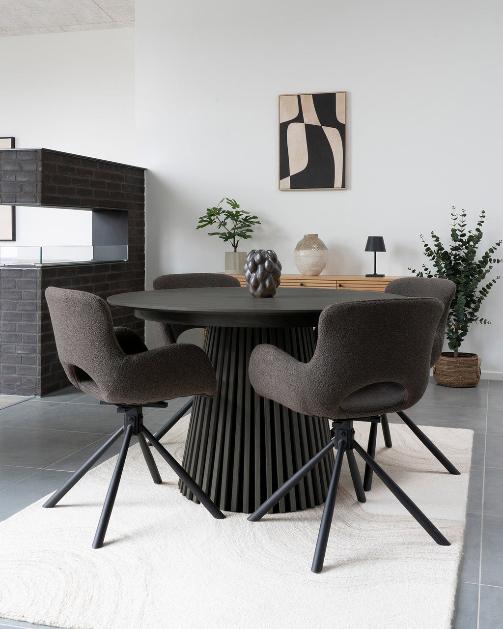 Osaka Matbord – Svart ⌀140cm