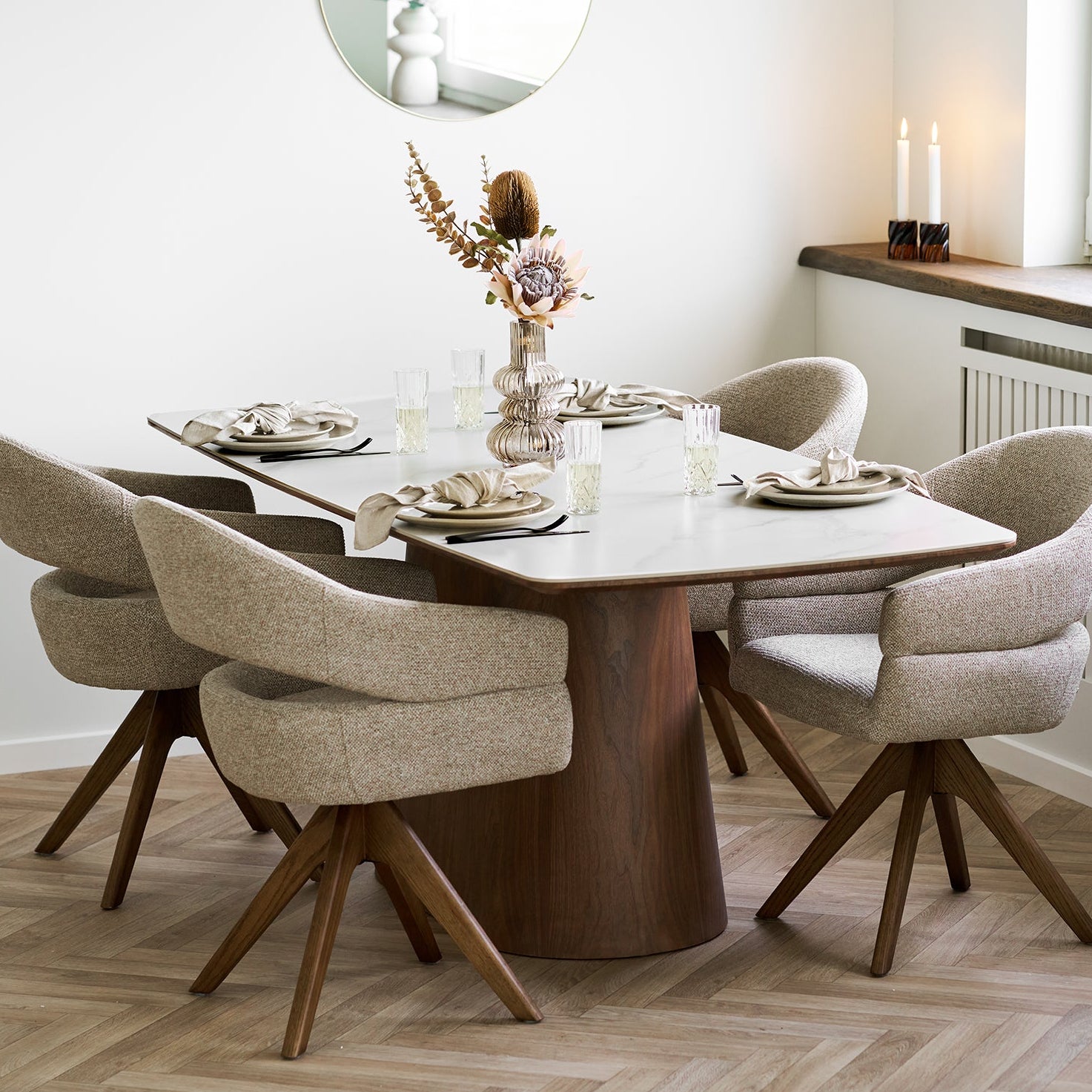 Noli Matbord – Vit / Mörkbrun