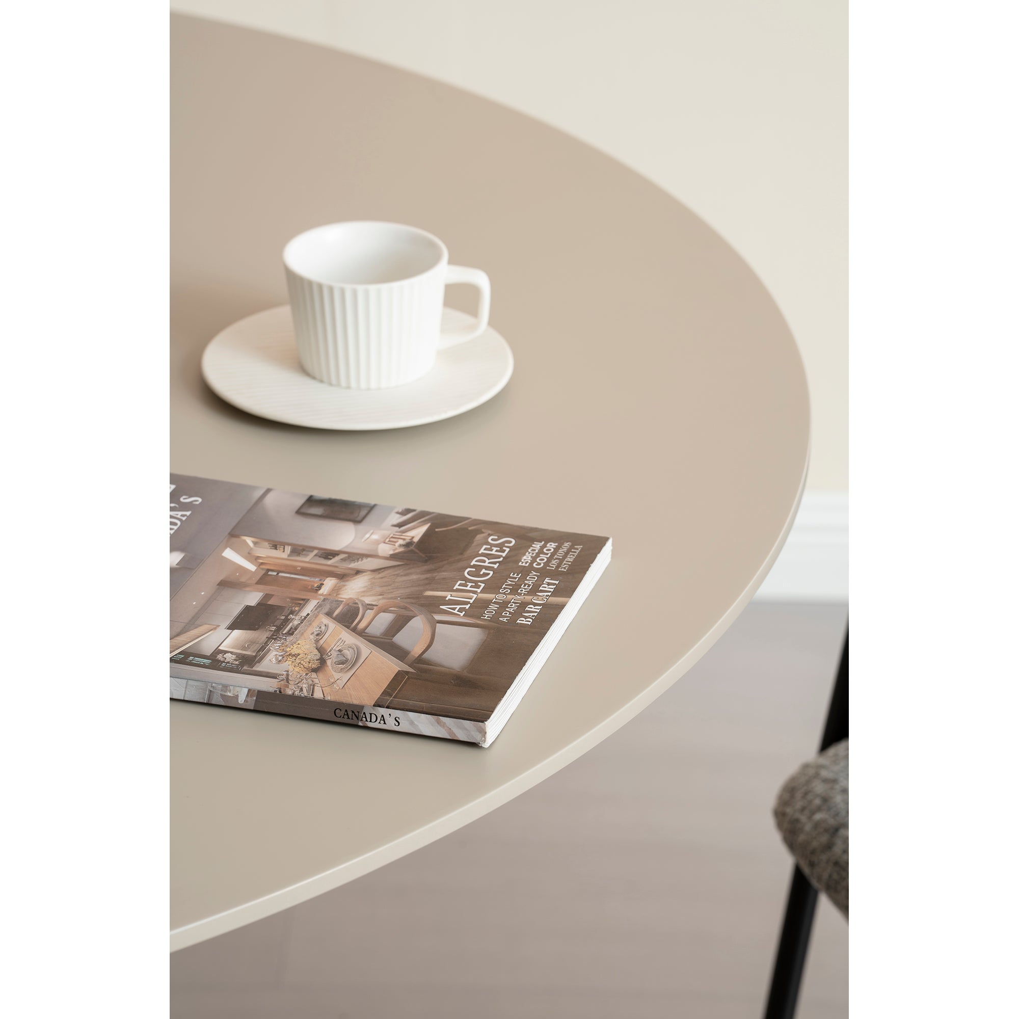 Riva Matbord – Sand ⌀120