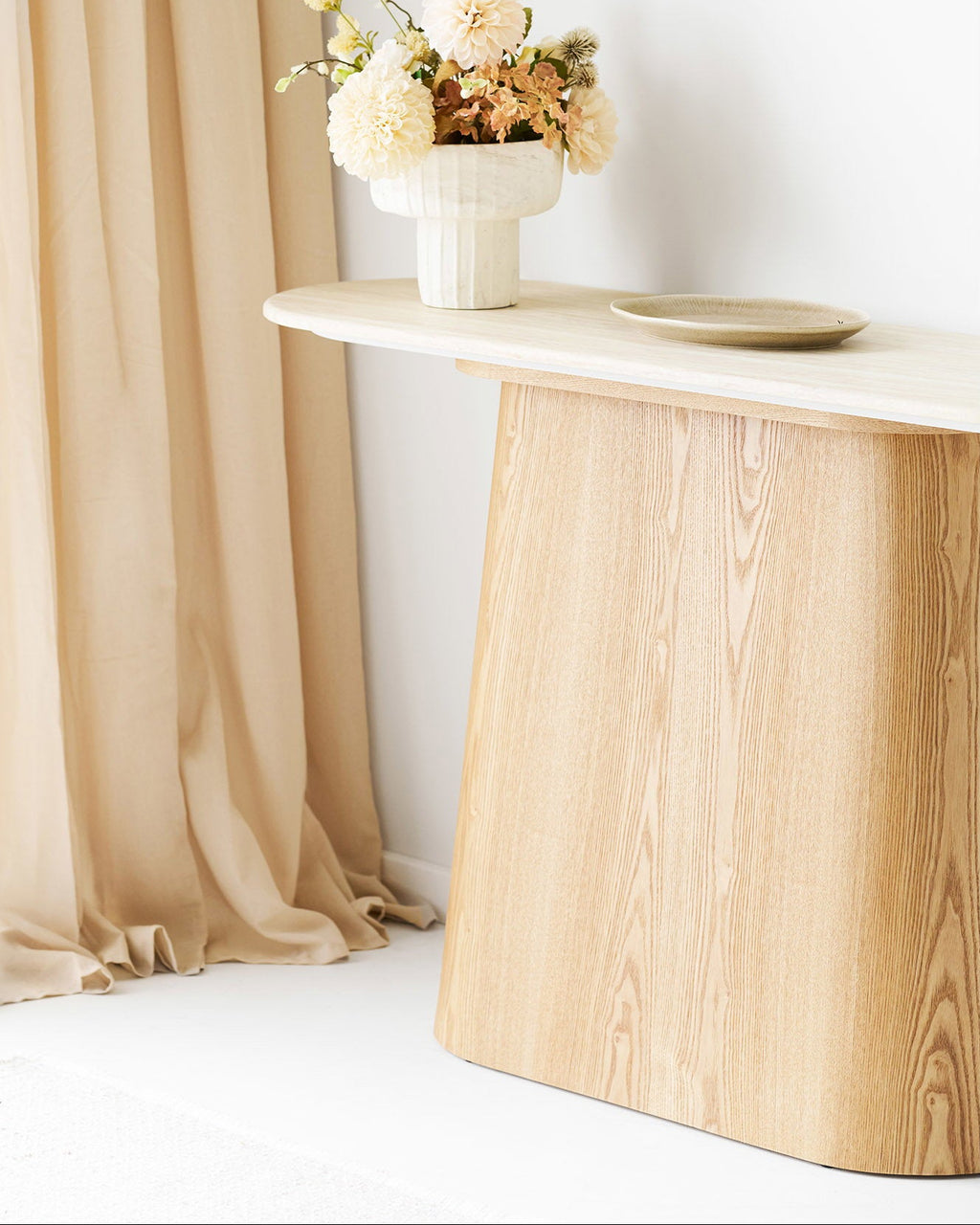 Larvik Konsolbord – Natur / Off-white Granit