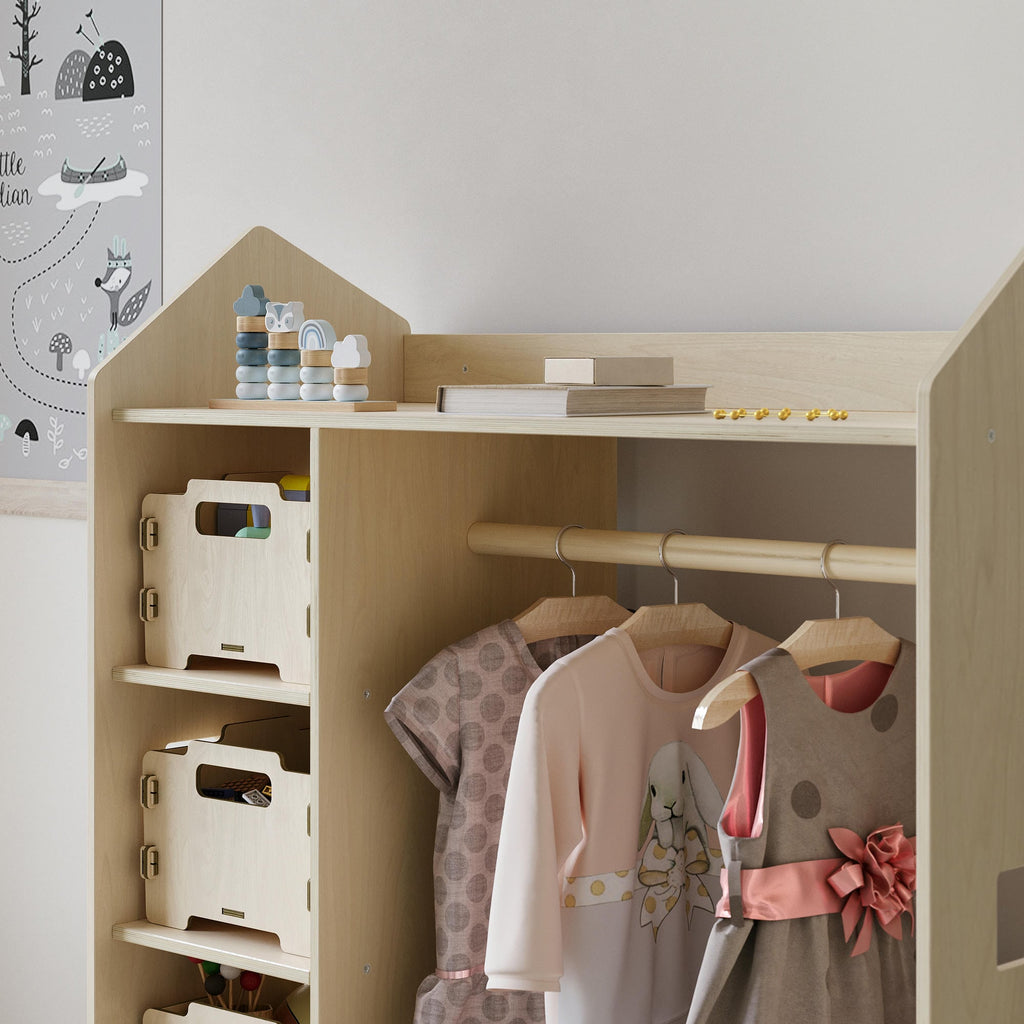 Offener Kinderkleiderschrank in Form eines Hauses BusyKids – BusyKids