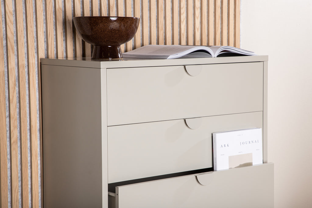 Piring Byrå 40 x 98 x 78