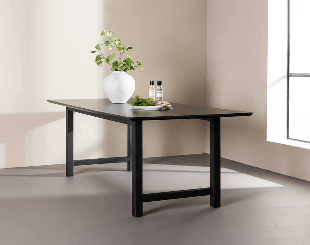 Count Rektangulära Matbord 220 x 100 Svart