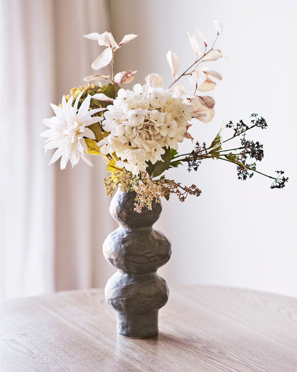 Mörkgrå Keramik Vas