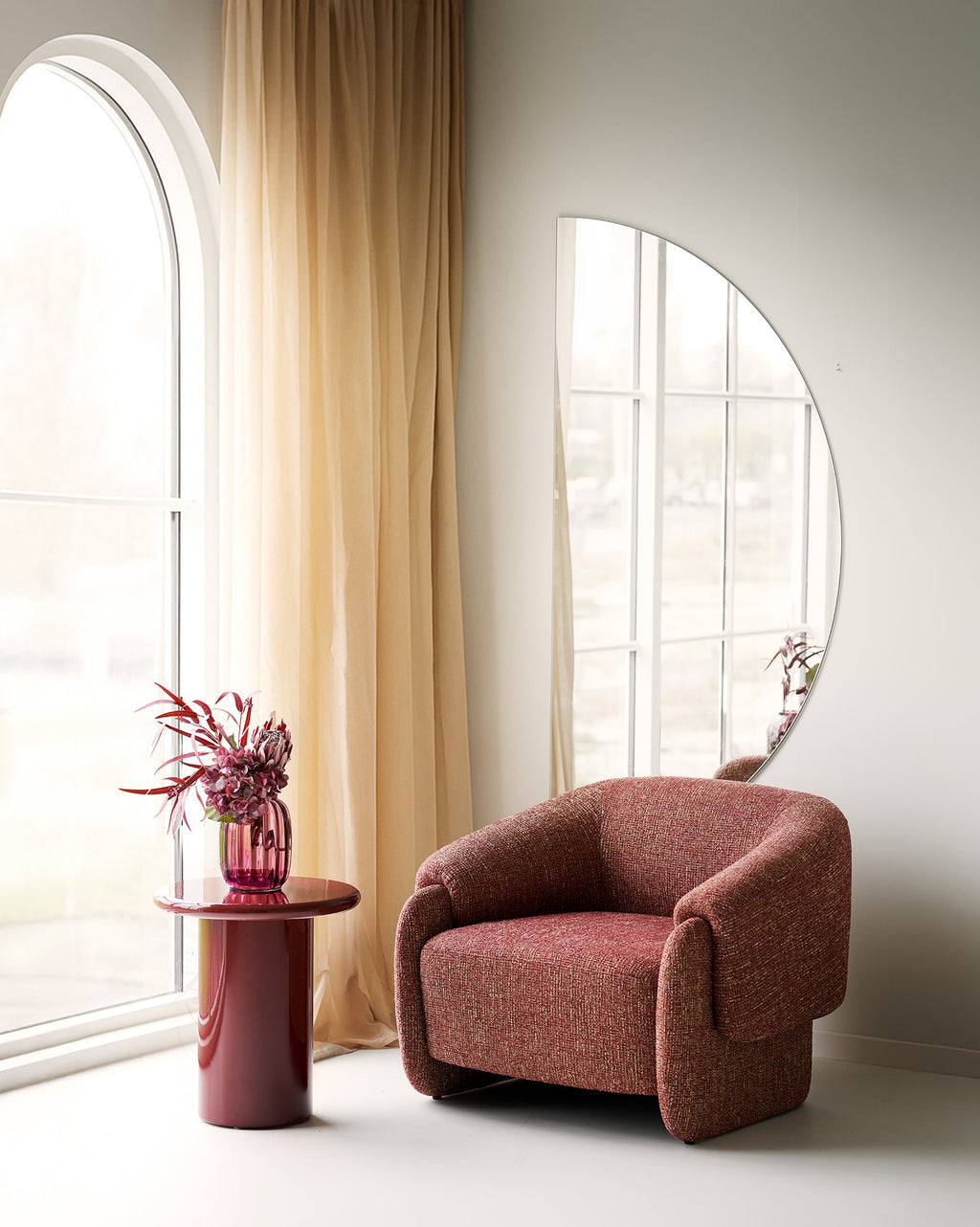 Rödfärgat Munblåst Vas