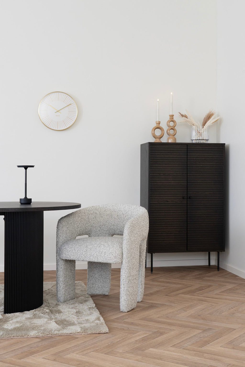 Lyneham Bordslampa – Svart