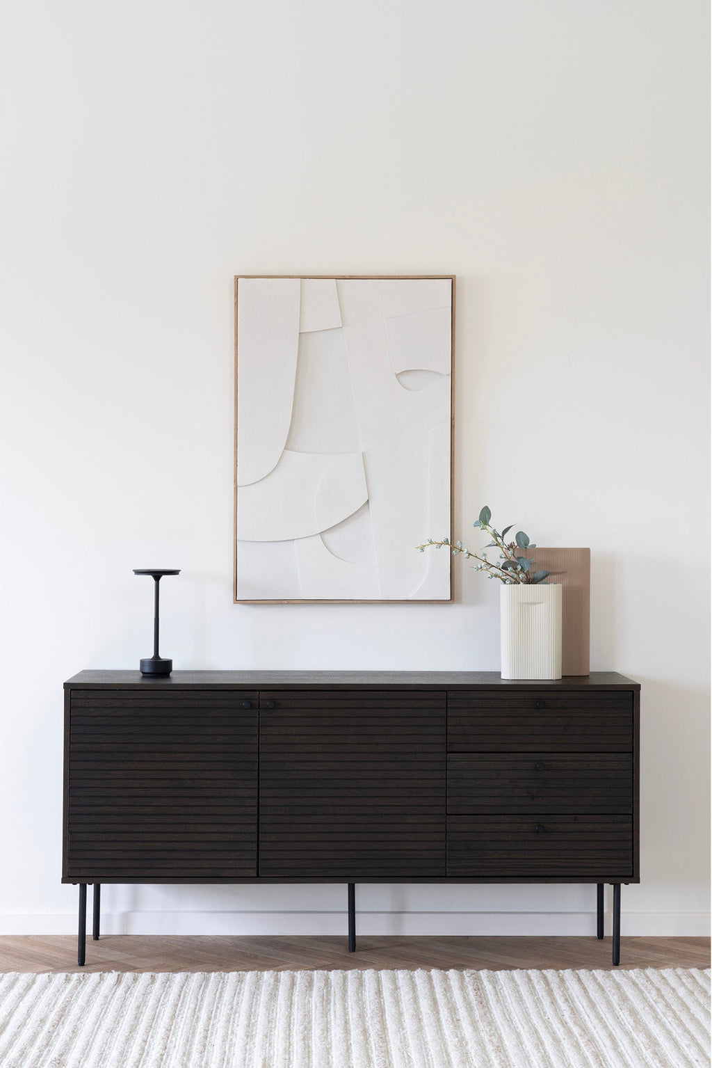 Lyneham Bordslampa – Svart