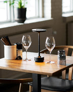 Lyneham Bordslampa – Svart