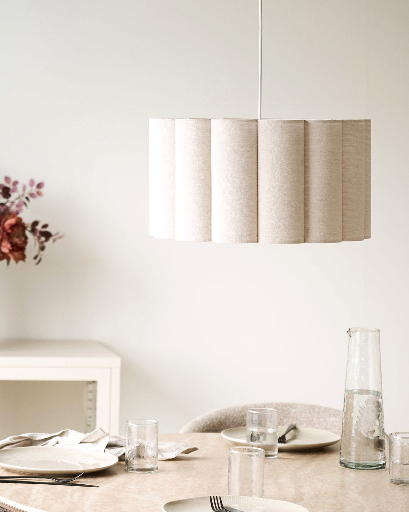 Watton Taklampa – Beige / Grå