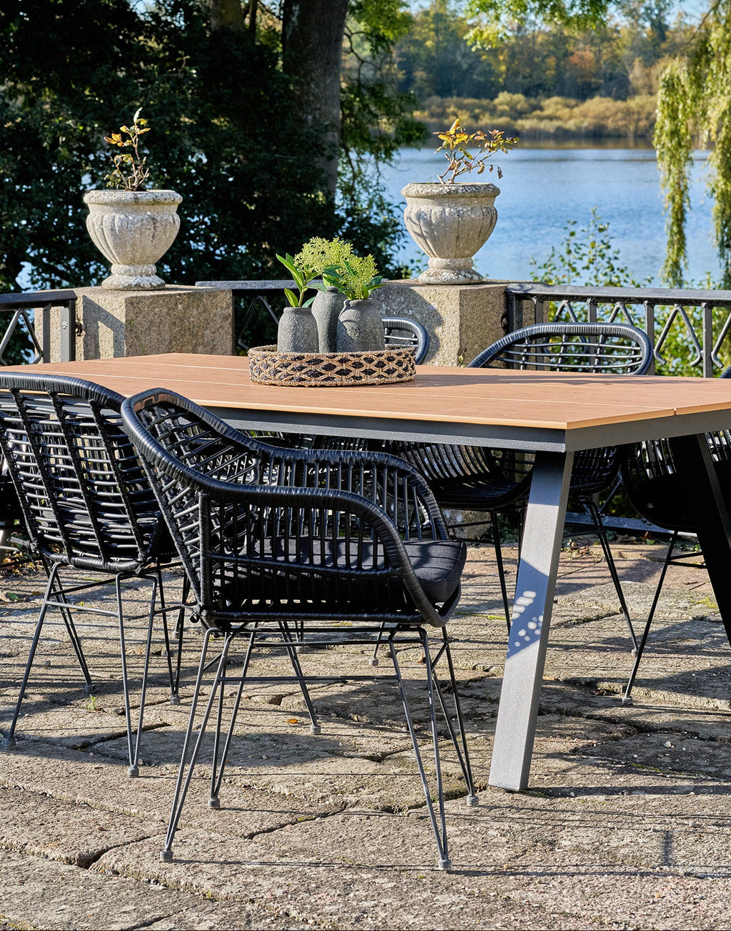 Trieste Armchair – Svart