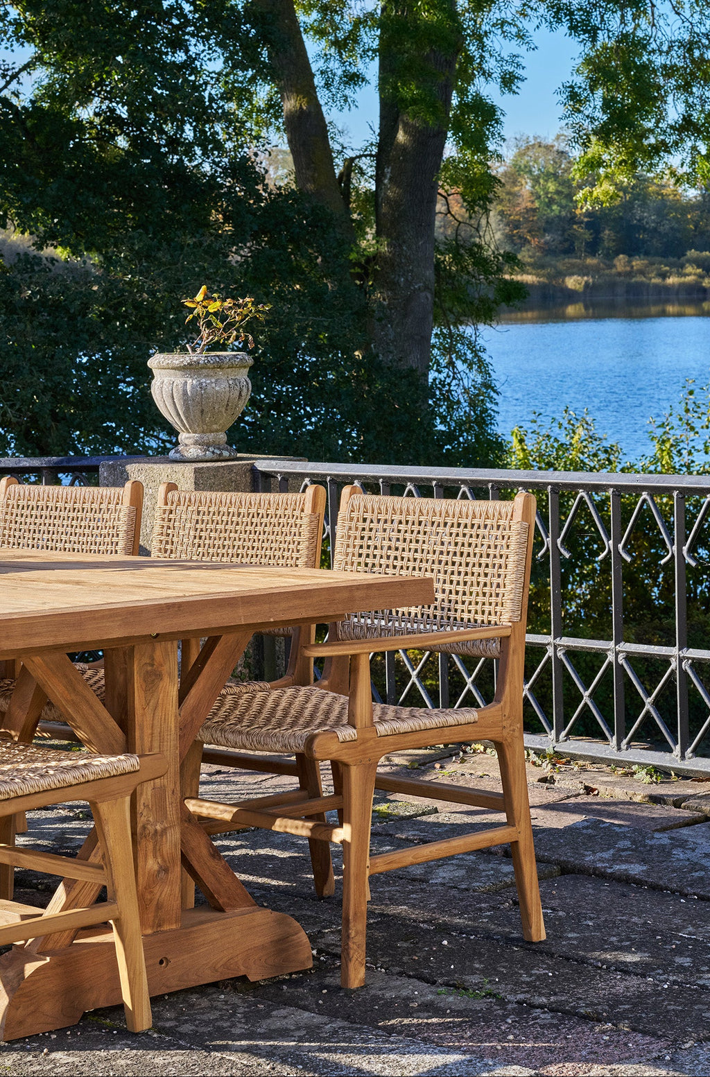 Derby Utestol med armstöd – Natur