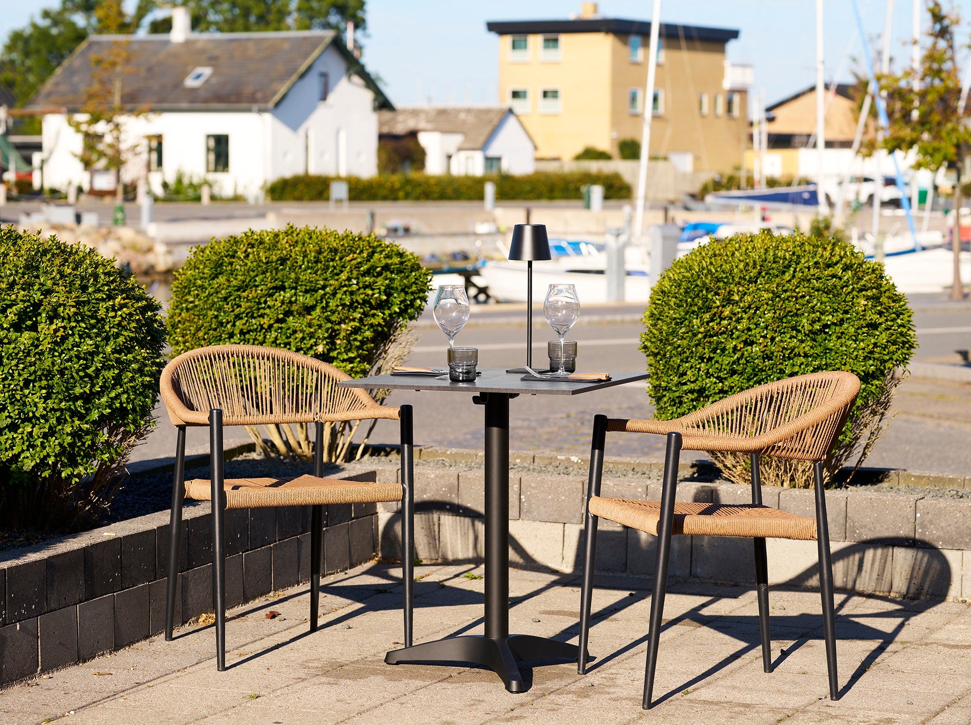 Canari Utestol – Natur / Svart