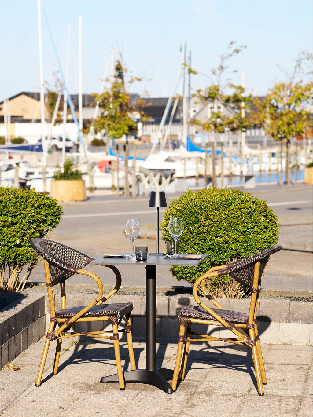 Calda Utestol – Mörkbrun