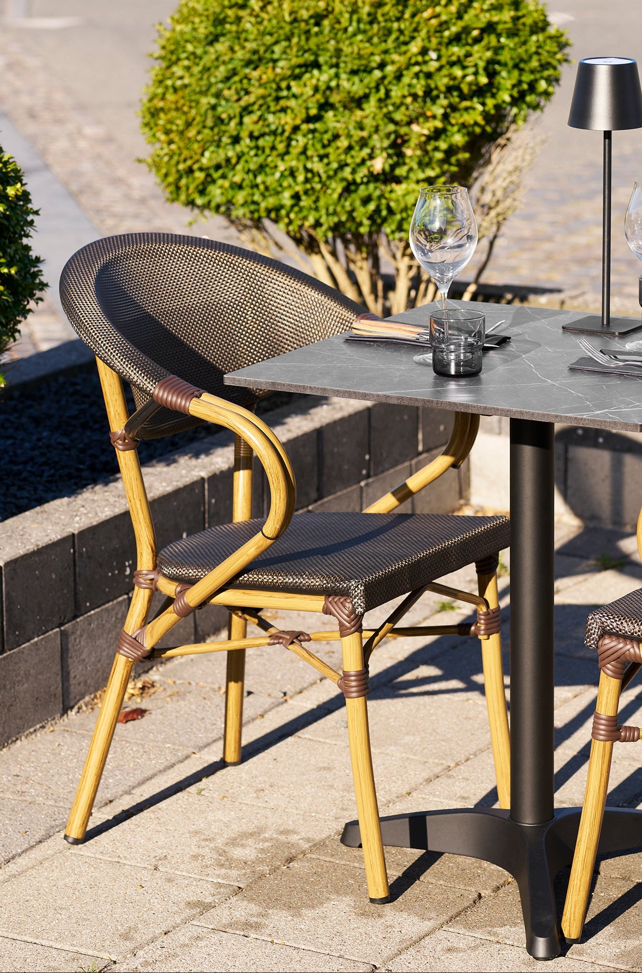 Calda Utestol – Mörkbrun