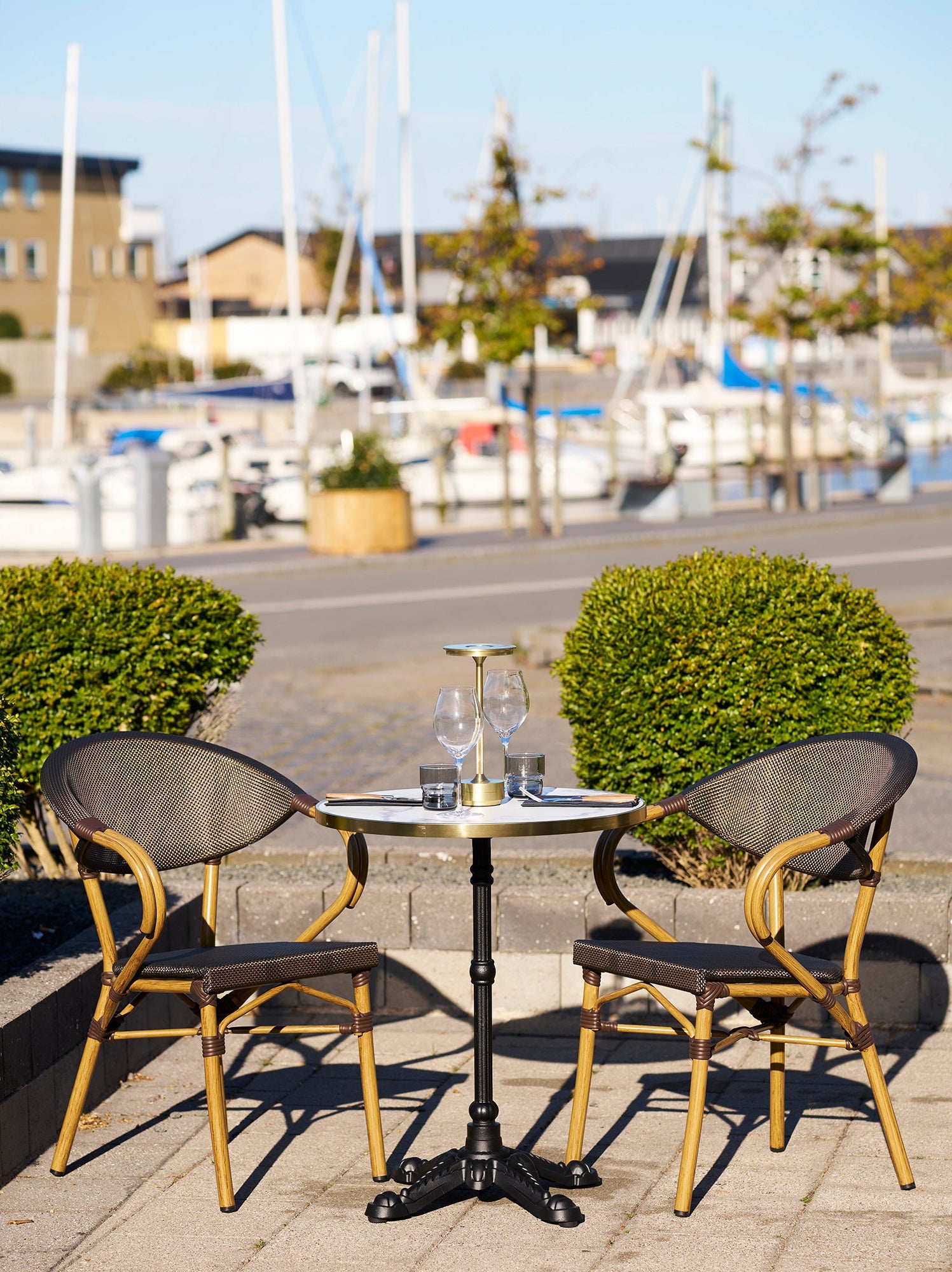 Calda Utestol – Mörkbrun