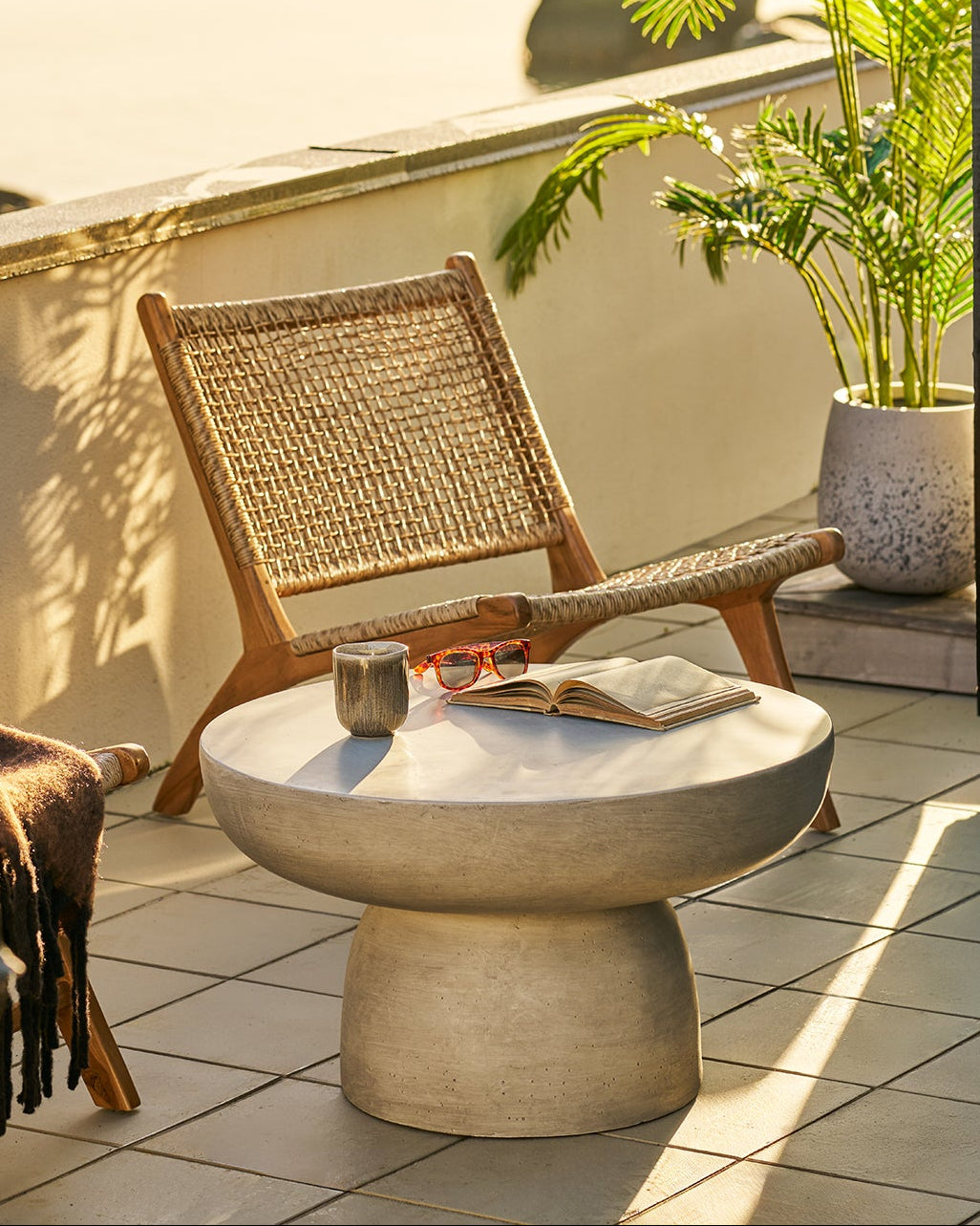 Bonnet Soffbord – Skulptural Grå