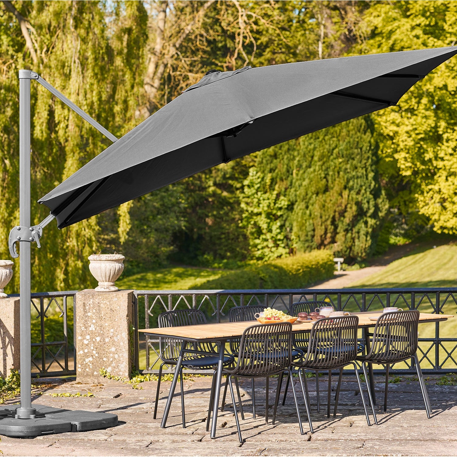 Baza Hängparasoll – Svart 3x3m