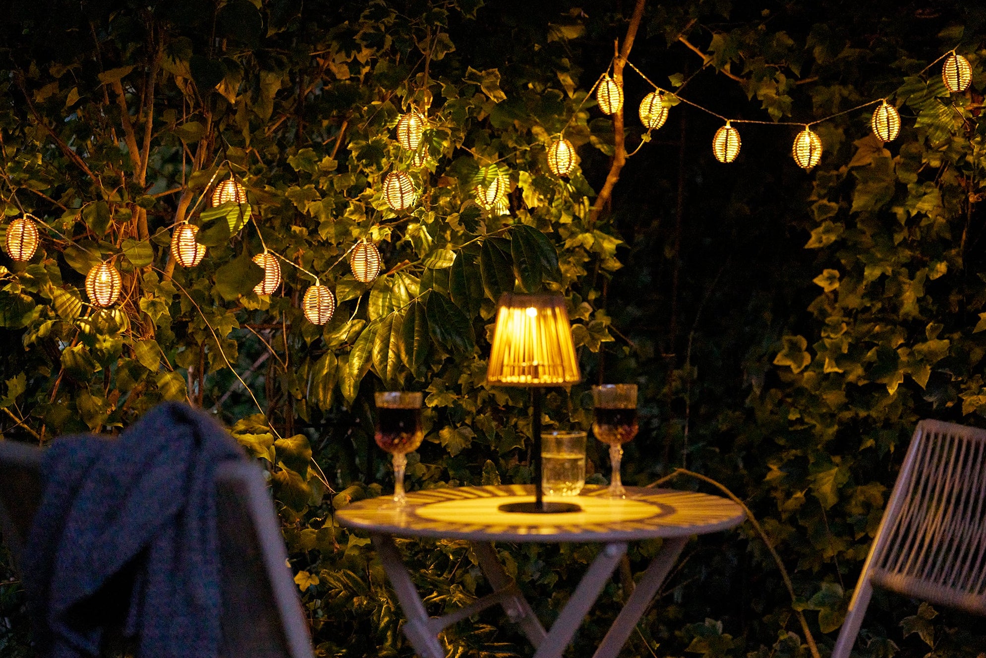 Carlisle LED Ljusslinga – Natur / Svart