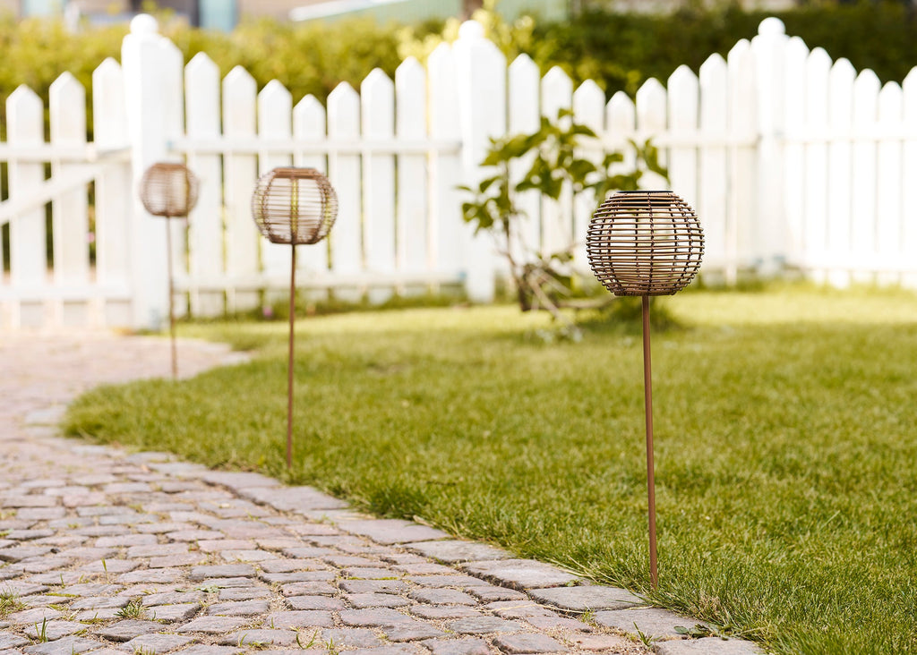 Carlisle Lampa med solpanel – Natur