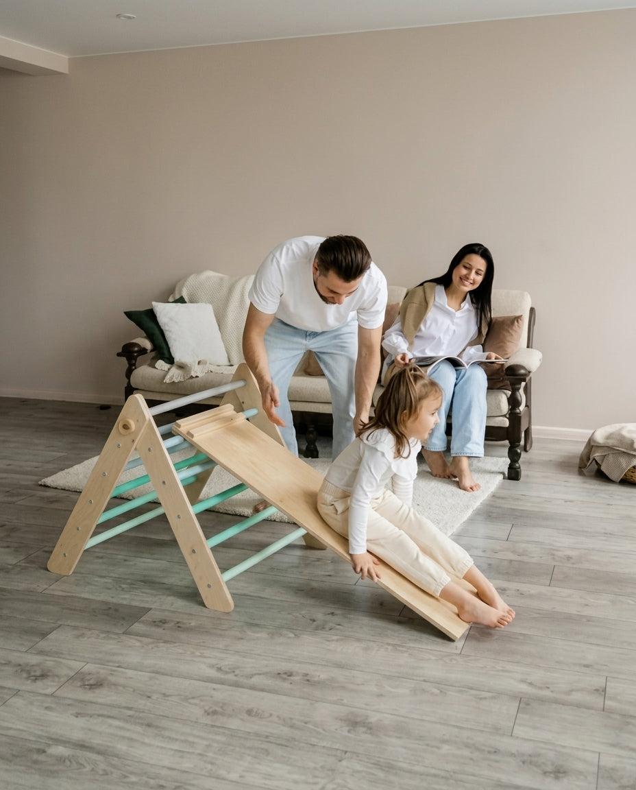 Pikler Kletterställning med Bräda – Mint