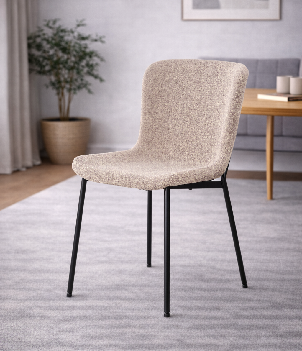 Maceda Matstol – Beige Bouclé