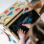 BusyHus NATURA – sensoriskt aktivitetshus i björk med 30 lekmoment – BusyKids