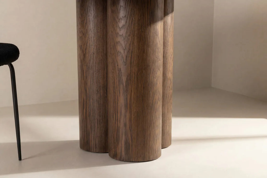 Olivia Runt Matbord – Mocca Ø110